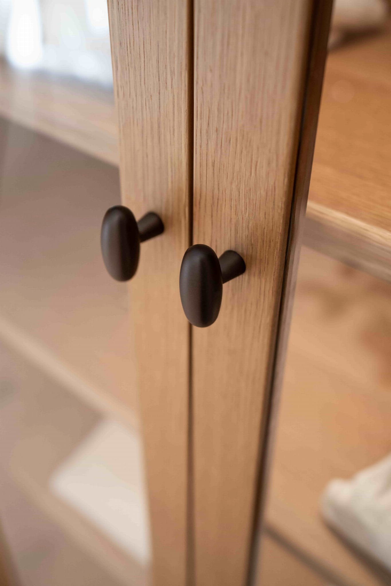 343413-11-- Gałka-meblowa-T-Bar-Oliver-Mosiężna-brązowa-Beslag-Design-Skandynawskie-Uchwyty_3