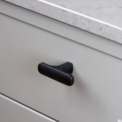 Мебельная ручка T-Bar Ethel, матовый черный