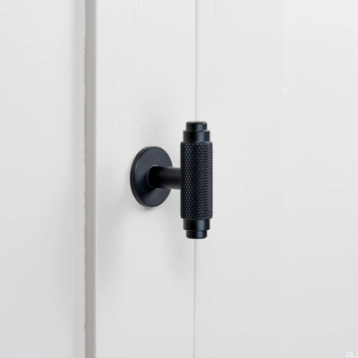 Мебельная ручка T-Bar Riff, матовый черный