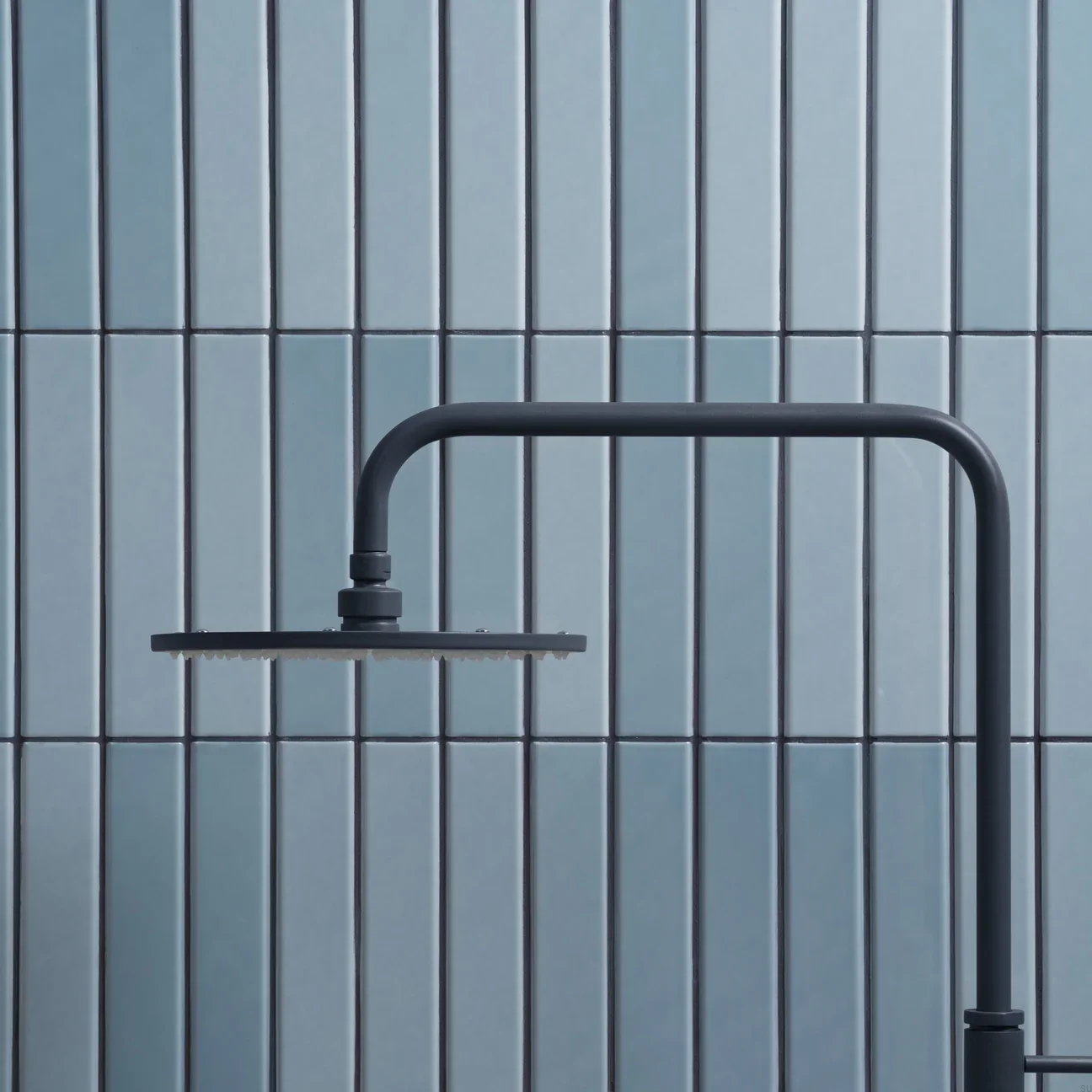 9428208--Zestaw-prysznicowy-TVM7200-150-Mosiężny-Deep-Blue-Tapwell-Skandynawskie-Uchwyty_2