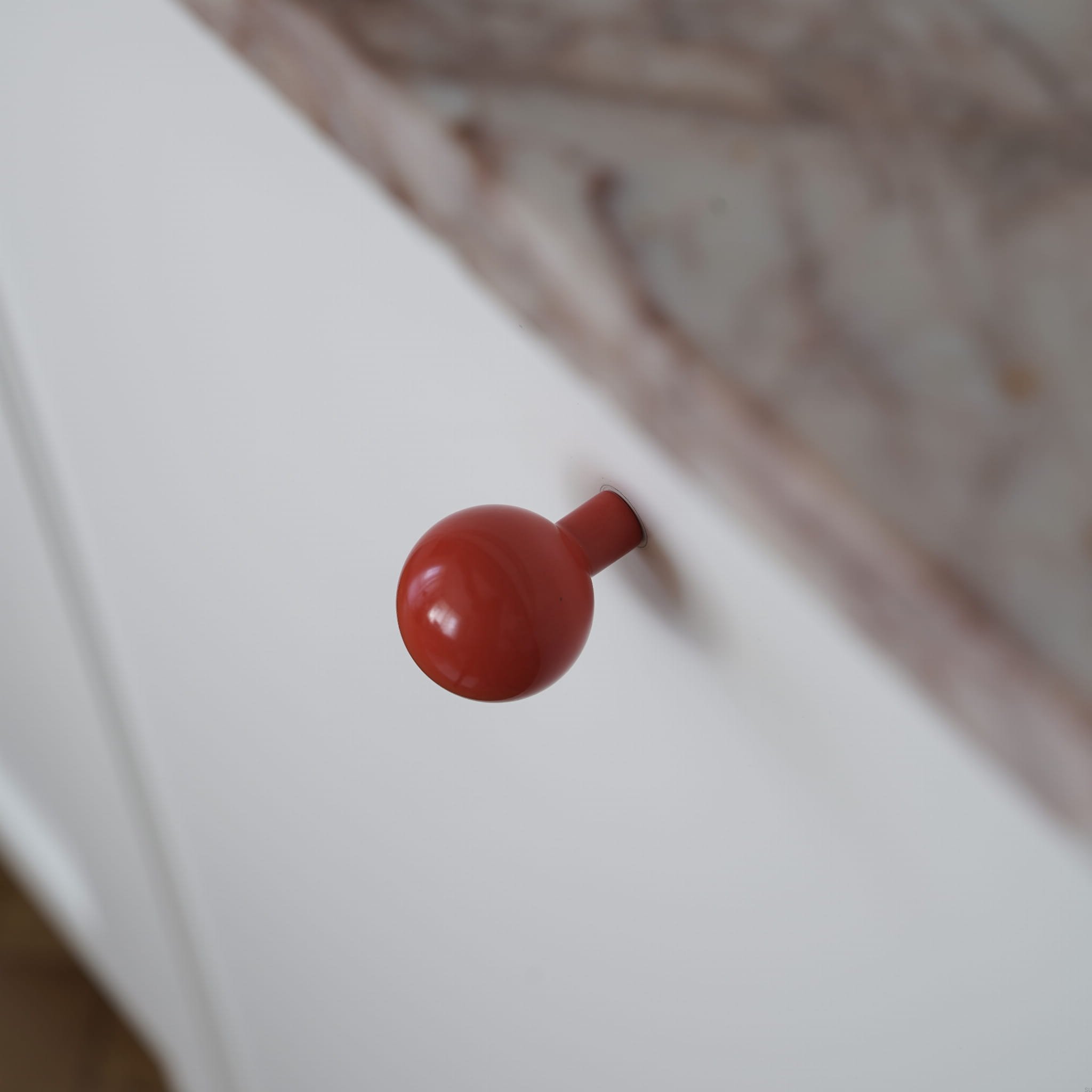 m_168--Gałka-meblowa-Kulka-30-Stalowa-Czerwona-Marbelo-Skandynawskie-Uchwyty_2