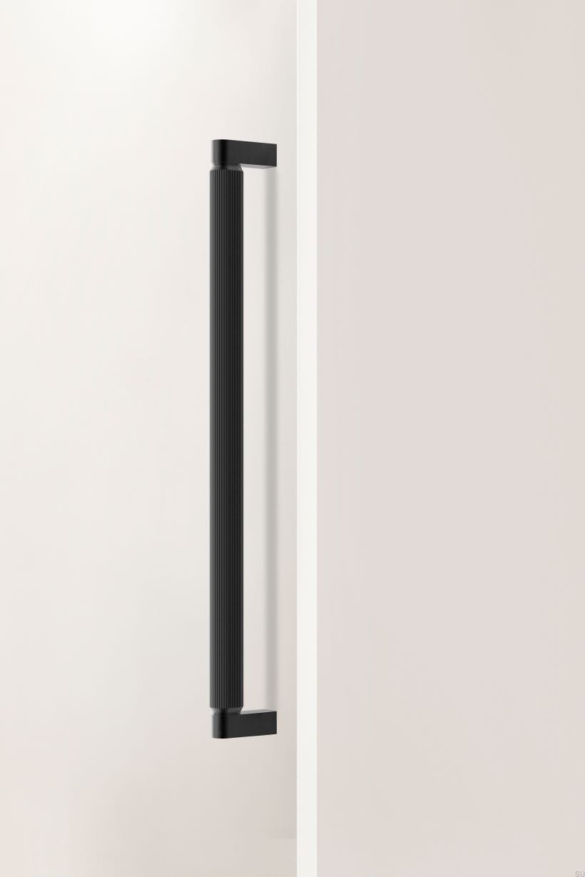 0677448L30--Uchwyt-meblowy-podłużny-Brooklyn-Big-448-Aluminiowy-Czarny-Szczotkowany-Viefe-Skandynawskie-Uchwyty_1