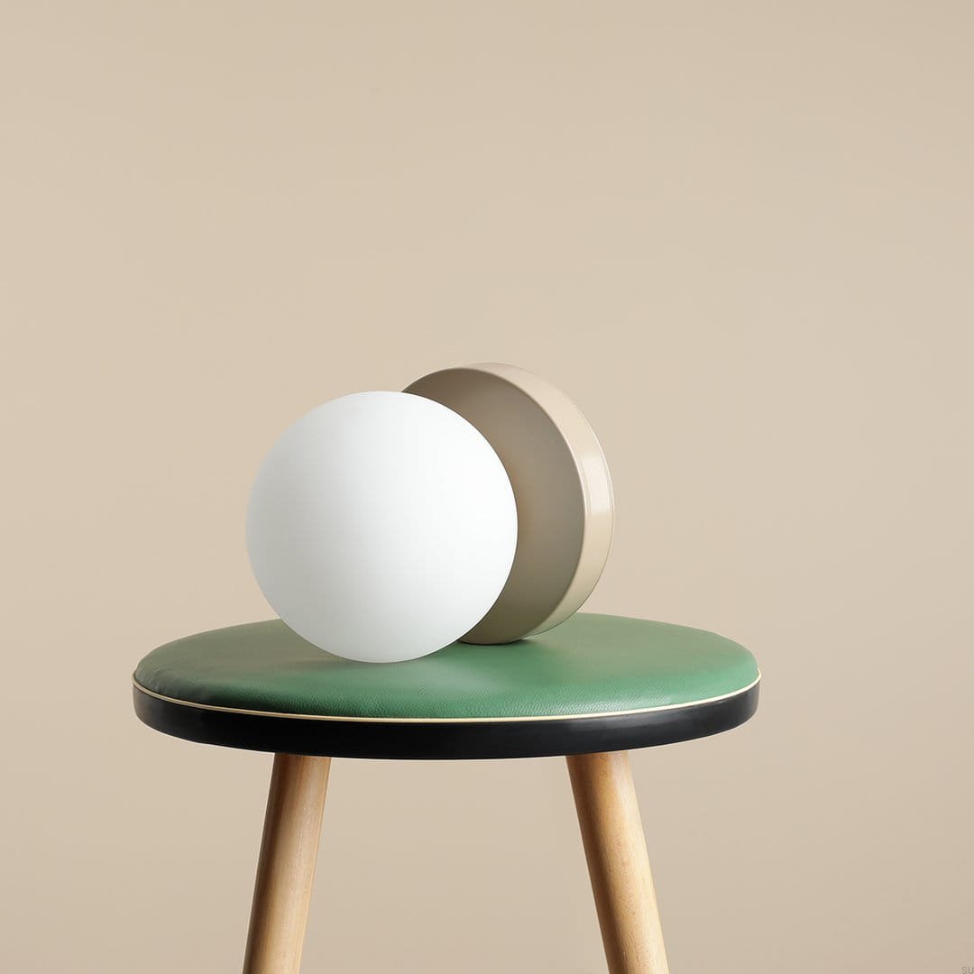 1076B17_S--Lampka-biurkowa-Ball-S-Metalowa-Beżowa-Artera-Skandynawskie-Uchwyty_4