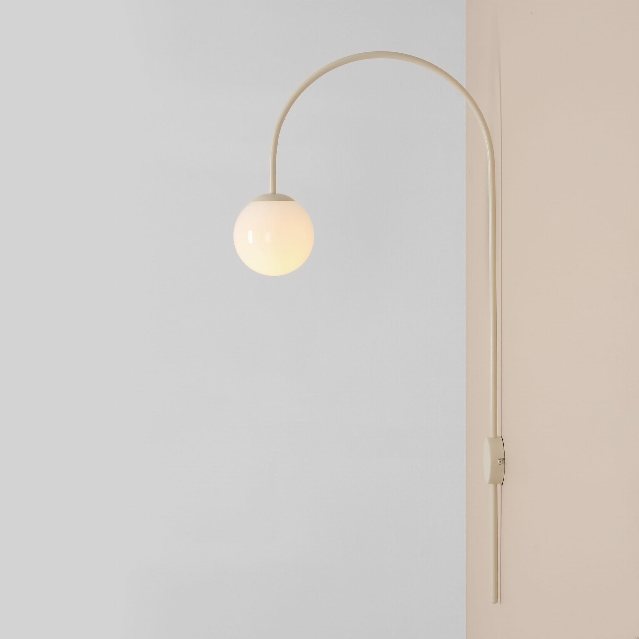 1116C9--Kinkiet-Una-Metalowy-Kremowy-Artera-Skandynawskie-Uchwyty_4