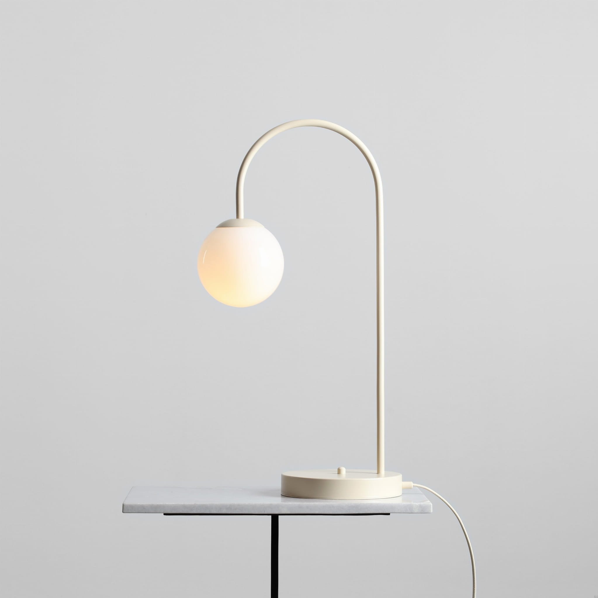 1116B9--Lampka-biurkowa-Una-Metalowa-Kremowa-Artera-Skandynawskie-Uchwyty_2