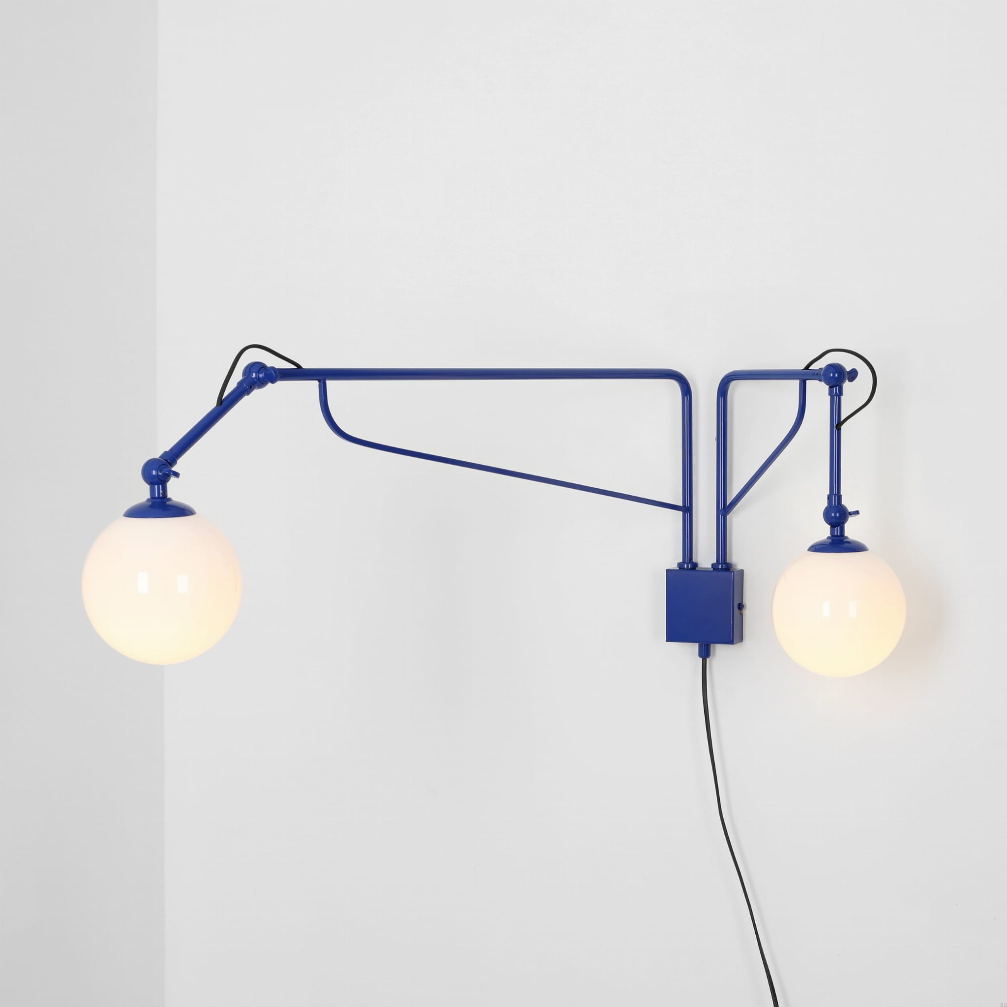 1105D25--Kinkiet-Soho-Glass-2-Metalowy-Kobaltowy-Artera-Skandynawskie-Uchwyty_4