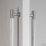 Uchwyt meblowy PULL BAR Double-sided stalowy na drewnianych drzwiach