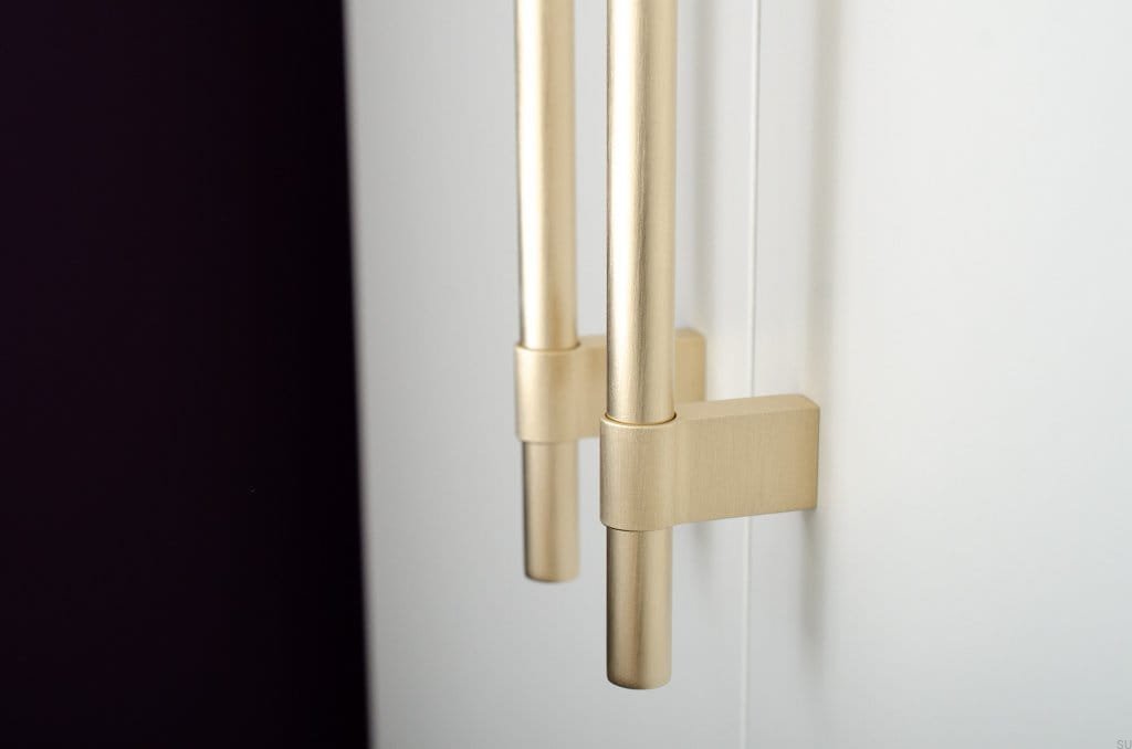HA66MB--Uchwyt-meblowy-podłużny-Line-Big-208-Mosiądz-Szczotkowany-Nielakierowany-BB-Sweden-Skandynawskie-Uchwyty_3