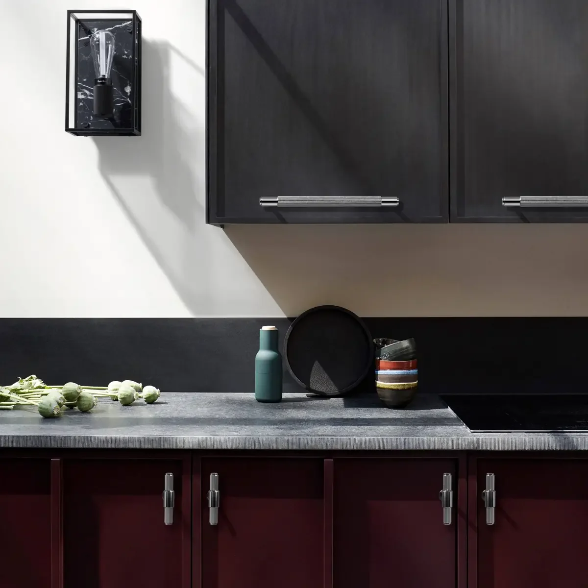 UTB-074567--Uchwyt-meblowy-T-Bar-Cross-Srebrny-Buster-+-Punch-Skandynawskie-Uchwyty_3