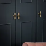 UTB-074567--Uchwyt-meblowy-T-Bar-Cross-Srebrny-Buster-+-Punch-Skandynawskie-Uchwyty_4