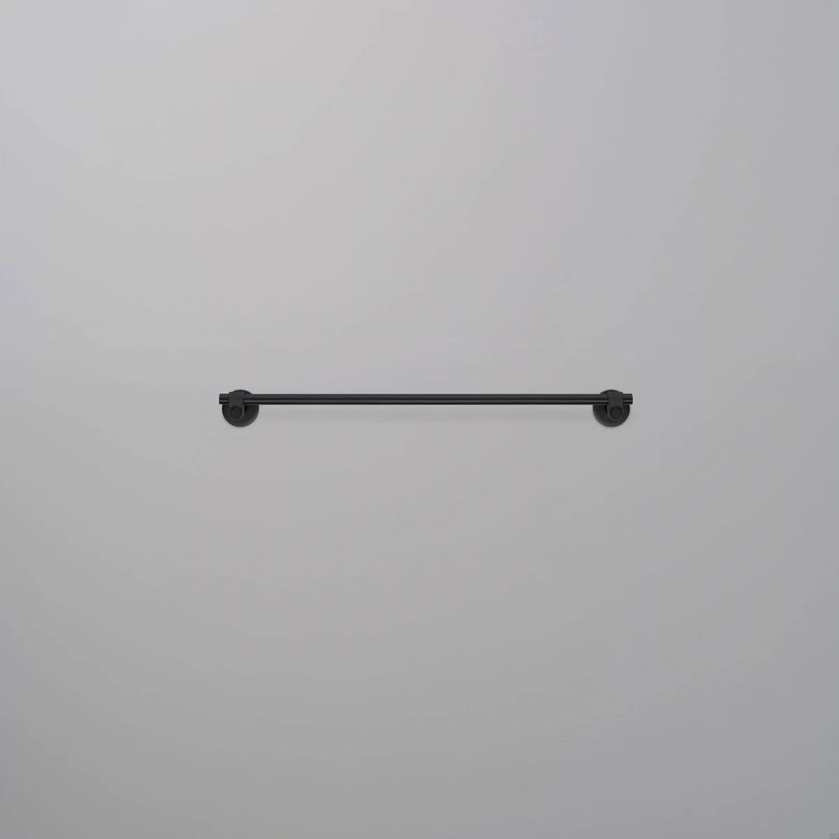 UTR-484273--Wieszak-na-ręczniki-Cast-Medium-Welder’s-Black-Buster-+-Punch-Skandynawskie-Uchwyty_2