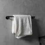 UTR-484273--Wieszak-na-ręczniki-Cast-Medium-Welder’s-Black-Buster-+-Punch-Skandynawskie-Uchwyty_4