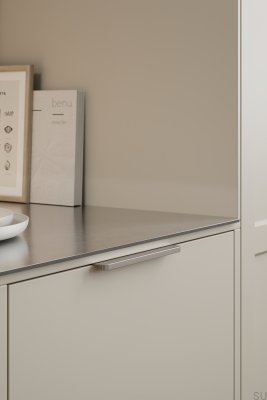 Мебельная ручка Comet 32 из алюминия с матово-серебристой кромкой