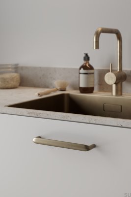 Удлиненная мебельная ручка Cobra 160, матовый золотой металл