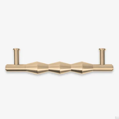 Продолговатая мебельная ручка Vilde 160, матовая латунь, без лака.