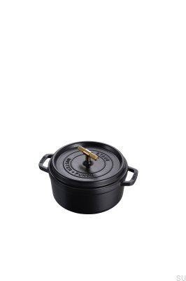 Кастрюля-кокотница Staub объемом 3,7 л, черная сталь, с латунной рифленой ручкой.
