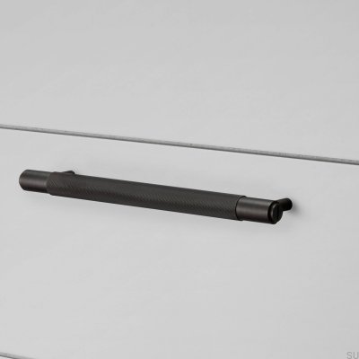 Удлиненная мебельная ручка Cross 325 из обожжённой бронзы