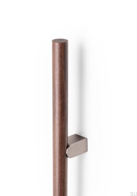 Ручка для мебели Kumo Wood Big 320 из орехового дерева с матовой серебристой алюминиевой отделкой.